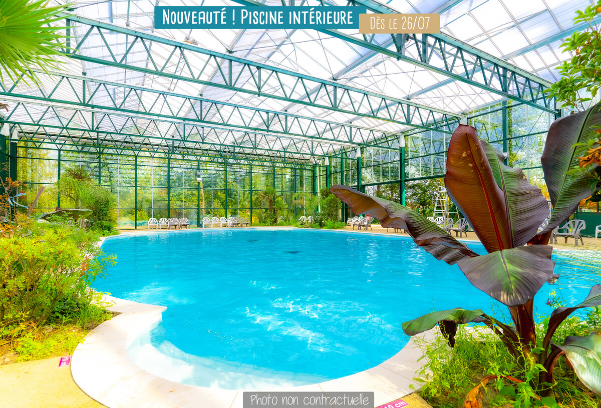 slider-1_pres-de-la-fontaine-piscine-interieure-fr-88322899.jpg