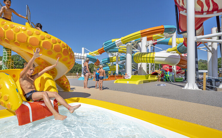 slider-14_pres-de-la-fontaine-pataugeoire-41758326_0.jpg